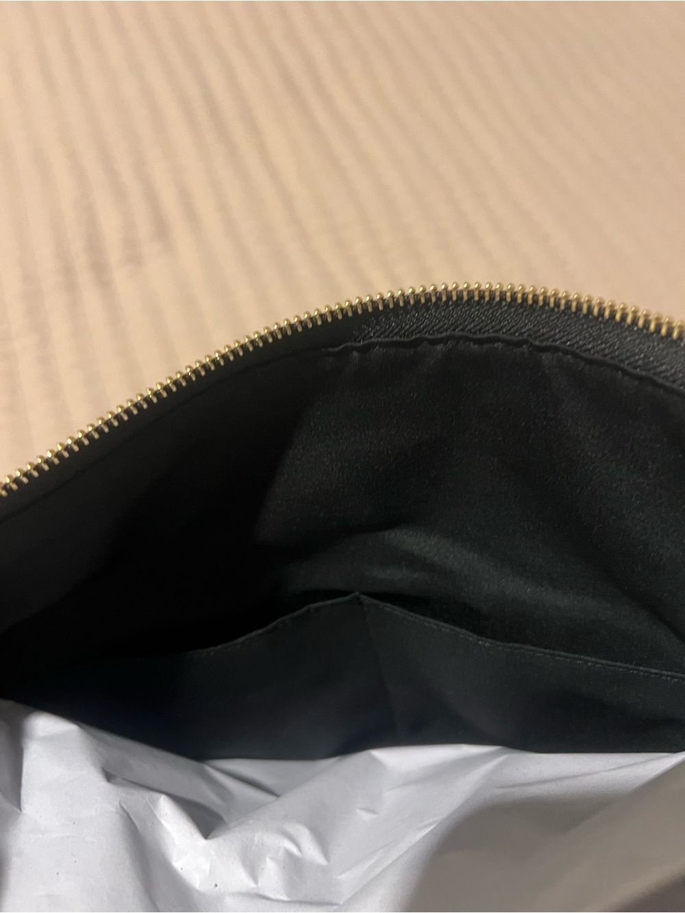 Coach Black Pebbled Leather Hobo with Gold Hardware - Picture 8 of 9